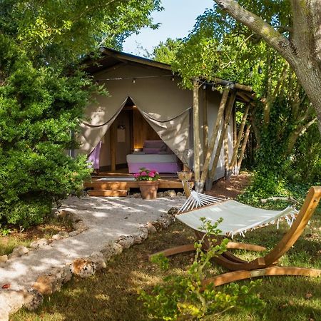 Tenuta Donnanna Agriturismo&Glamping Галатоне Екстериор снимка