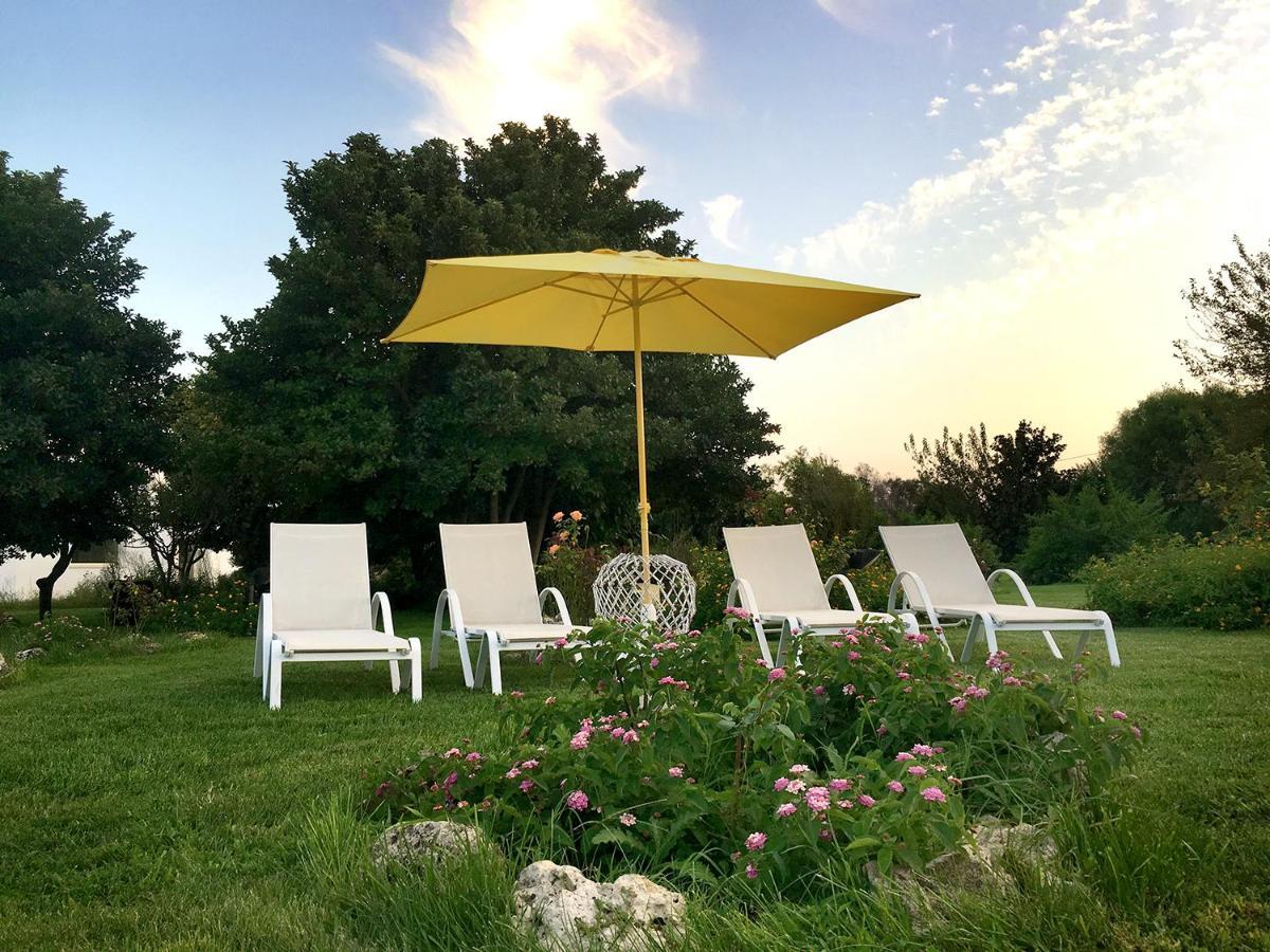 Tenuta Donnanna Agriturismo&Glamping Галатоне Екстериор снимка