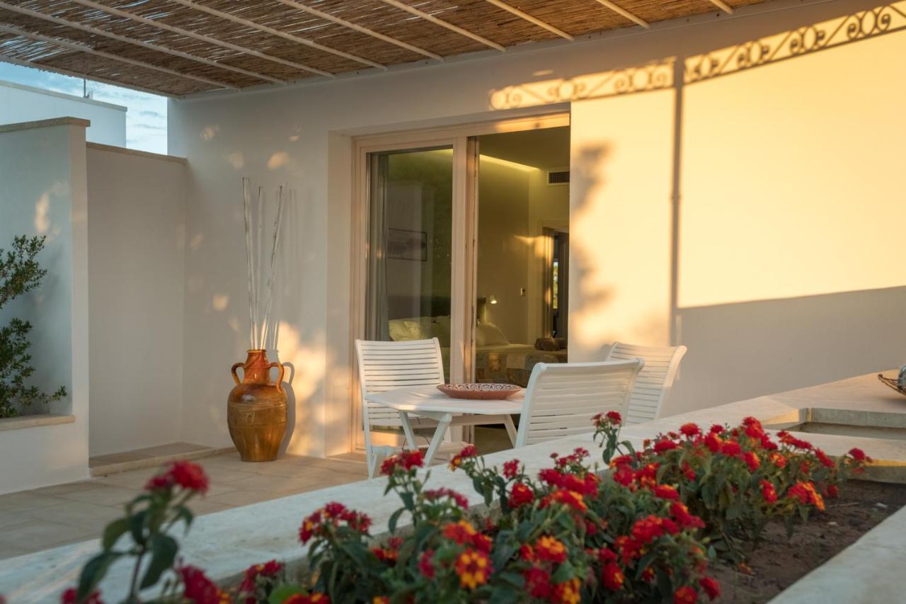 Tenuta Donnanna Agriturismo&Glamping Галатоне Екстериор снимка