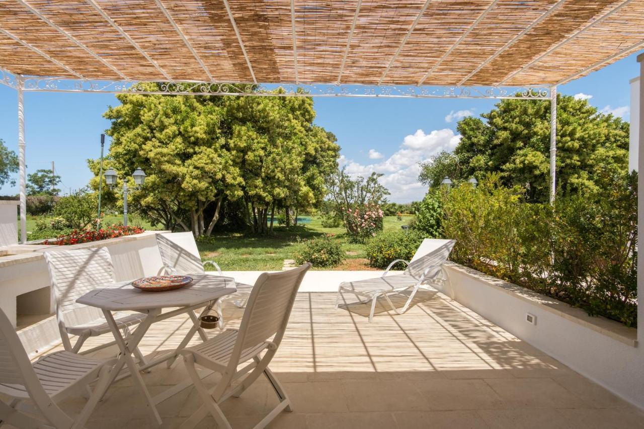 Tenuta Donnanna Agriturismo&Glamping Галатоне Екстериор снимка