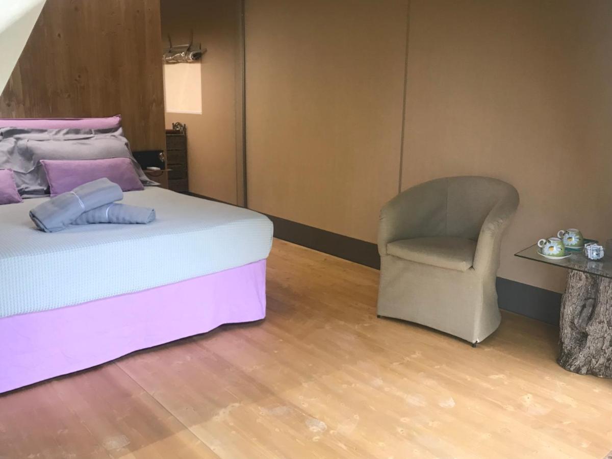 Tenuta Donnanna Agriturismo&Glamping Галатоне Екстериор снимка